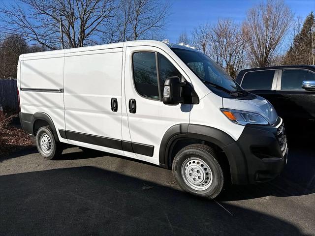 2026 Ram ProMaster Cargo Van Tradesman Low Roof 136" WB w/Pass Seat