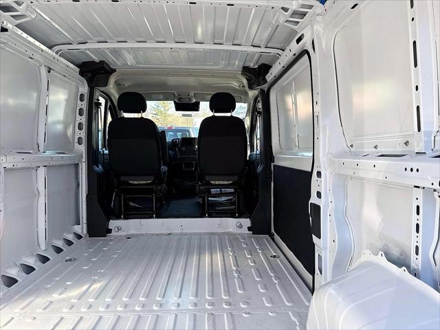 2026 Ram ProMaster Cargo Van Tradesman Low Roof 136" WB w/Pass Seat