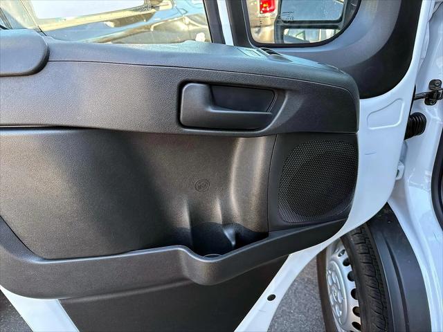 2026 Ram ProMaster Cargo Van Tradesman Low Roof 136" WB w/Pass Seat
