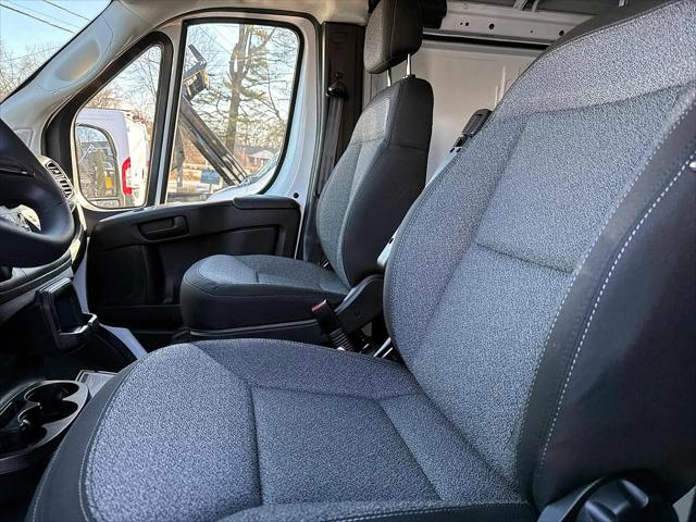 2026 Ram ProMaster Cargo Van Tradesman Low Roof 136" WB w/Pass Seat