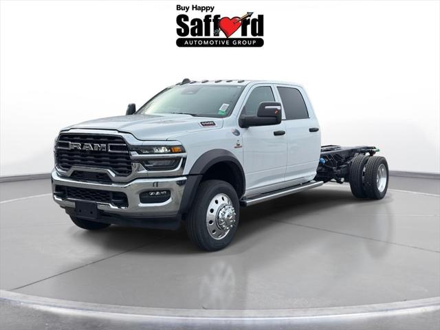 2026 RAM Ram 5500 Chassis Cab RAM 5500 TRADESMAN CHASSIS CREW CAB 4X4 84 CA