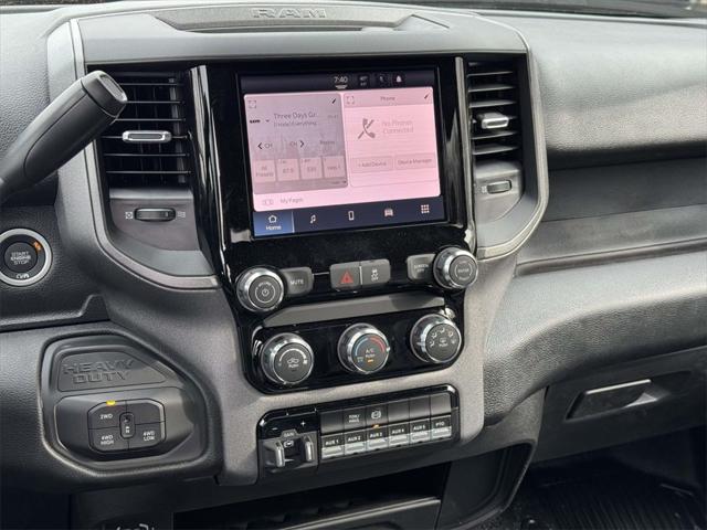 2026 RAM Ram 5500 Chassis Cab RAM 5500 TRADESMAN CHASSIS CREW CAB 4X4 84 CA