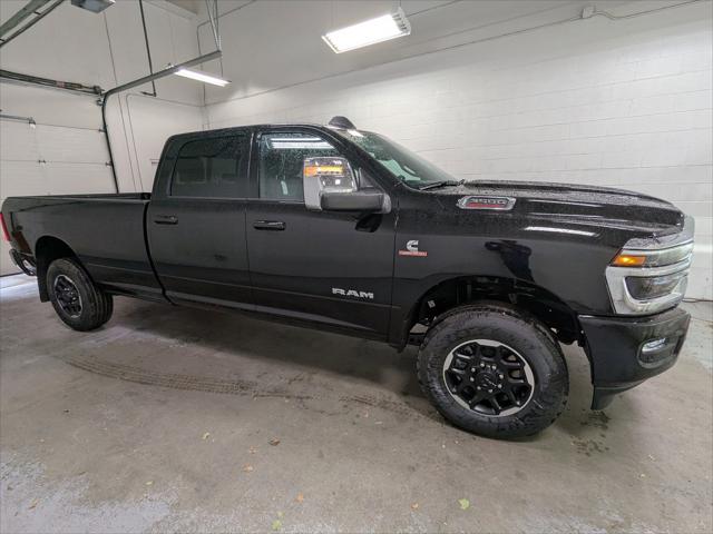 2026 RAM Ram 3500 RAM 3500 LARAMIE CREW CAB 4X4 8 BOX