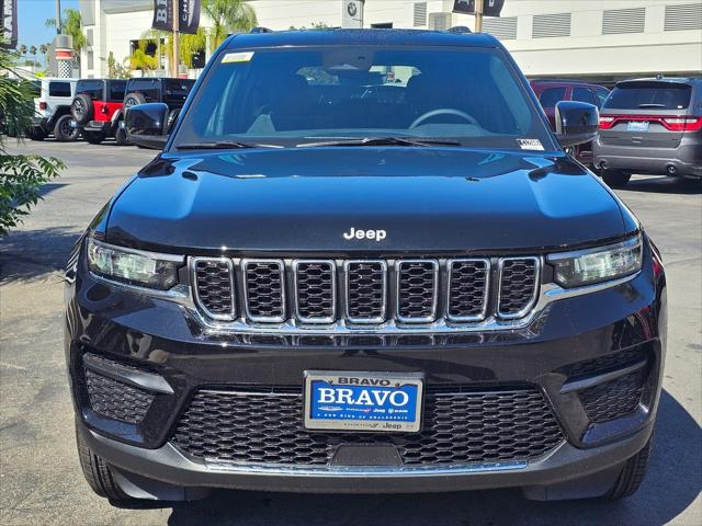 2025 Jeep Grand Cherokee GRAND CHEROKEE LAREDO X 4X2 2025 Jeep Grand Cherokee GRAND CHEROKEE LAREDO X 4X2