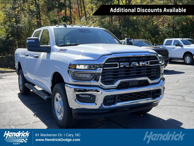 2026 RAM Ram 2500 RAM 2500 TRADESMAN CREW CAB 4X4 64 BOX