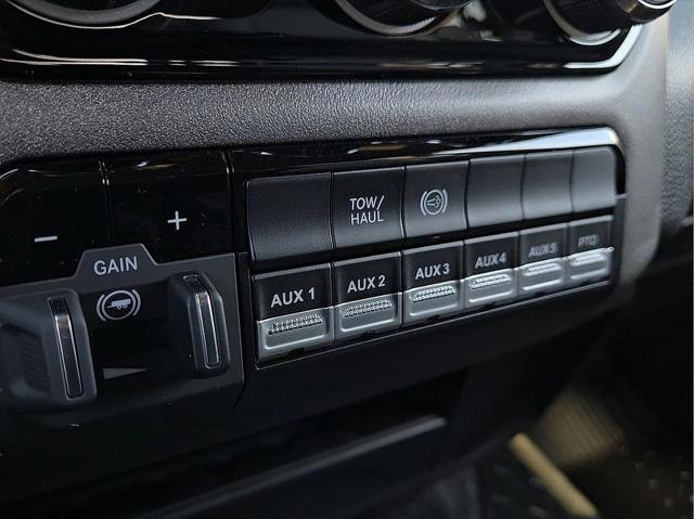 2026 Ram 5500 Chassis Cab Tradesman/Big Horn