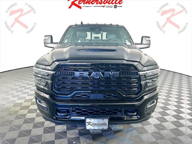 2026 RAM Ram 3500 RAM 3500 LIMITED CREW CAB 4X4 8 BOX