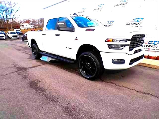 2026 Ram 2500 Big Horn Crew Cab 4x4 6'4" Box