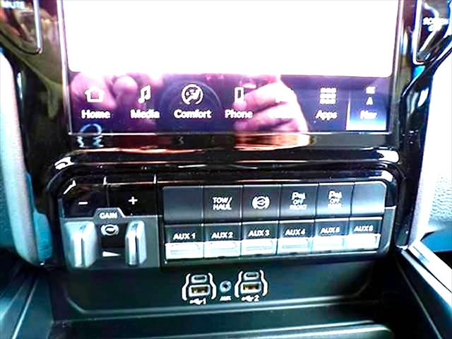 2026 Ram 2500 Big Horn Crew Cab 4x4 6'4" Box
