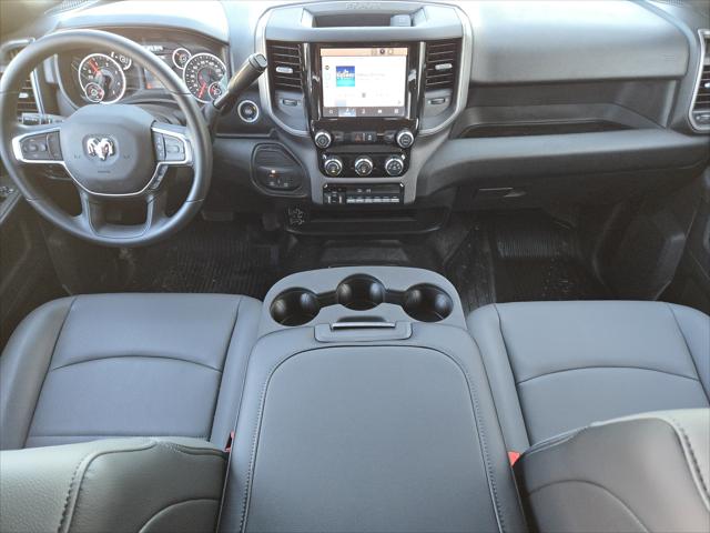 2026 RAM Ram 5500 Chassis Cab RAM 5500 TRADESMAN CHASSIS CREW CAB 4X4 84 CA