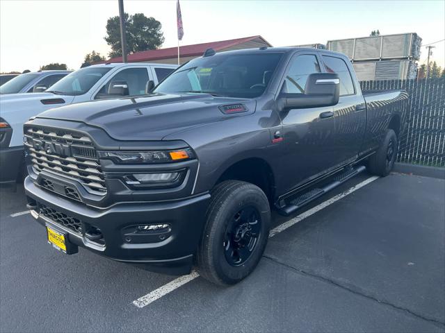 2026 RAM Ram 3500 RAM 3500 TRADESMAN CREW CAB 4X4 8 BOX
