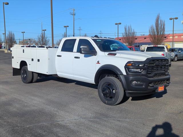 2026 RAM Ram 5500 Chassis Cab RAM 5500 TRADESMAN CHASSIS CREW CAB 4X4 84 CA