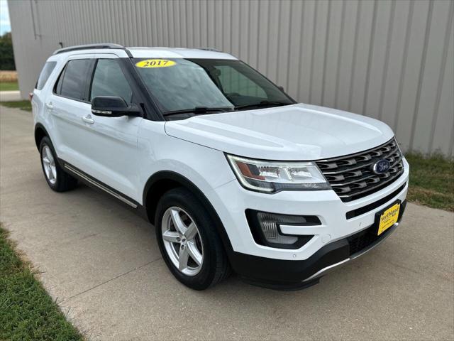 2017 Ford Explorer XLT 2017 Ford Explorer XLT
