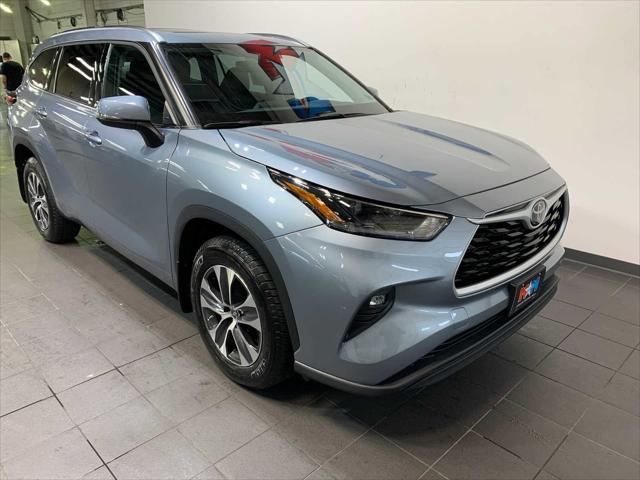2021 Toyota Highlander XLE 2021 Toyota Highlander XLE