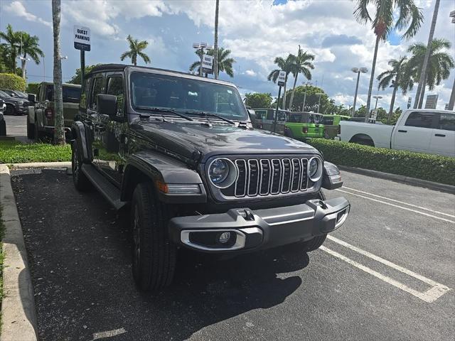 2024 Jeep Wrangler 4-Door Sahara 4x4