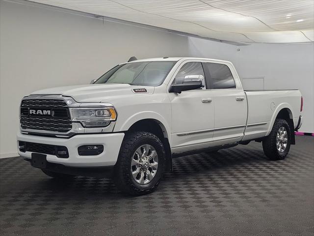 2019 RAM 3500 Limited Crew Cab 4x4 8 Box