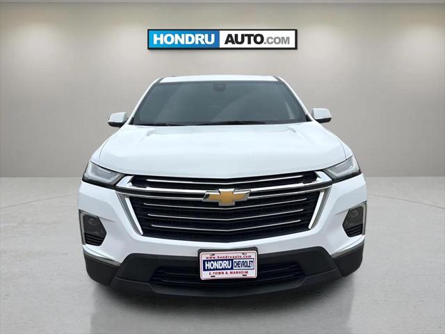 2023 Chevrolet Traverse AWD LT Cloth
