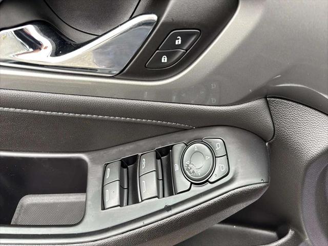2023 Chevrolet Traverse AWD LT Cloth