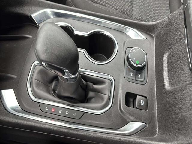 2023 Chevrolet Traverse AWD LT Cloth