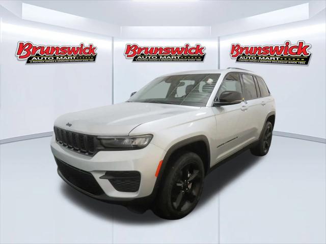 2023 Jeep Grand Cherokee Altitude X 4x4 2023 Jeep Grand Cherokee Altitude X 4x4