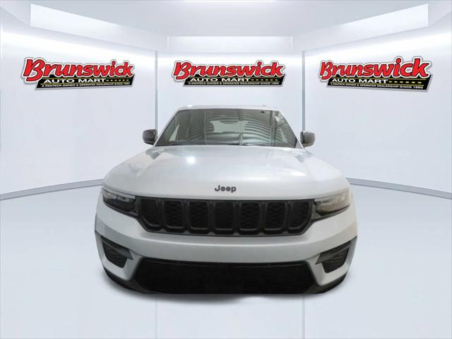 2023 Jeep Grand Cherokee Altitude X 4x4 2023 Jeep Grand Cherokee Altitude X 4x4
