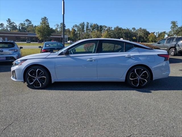 2025 Nissan Altima SR FWD
