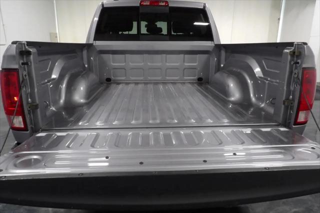 2023 Ram 1500 Classic SLT Crew Cab 4x4 5'7" Box
