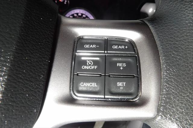 2023 Ram 1500 Classic SLT Crew Cab 4x4 5'7" Box