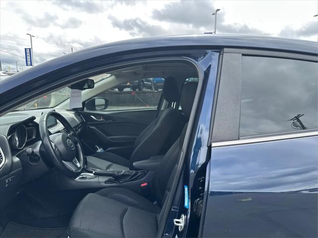 2015 Mazda Mazda3 i Touring