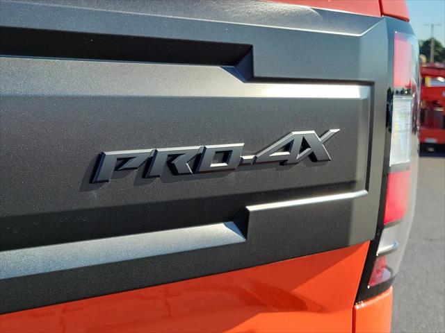 2025 Nissan Frontier Crew Cab PRO-4X 4x4