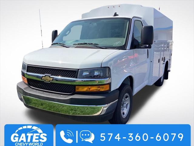 2025 Chevrolet Express Cutaway Work Van