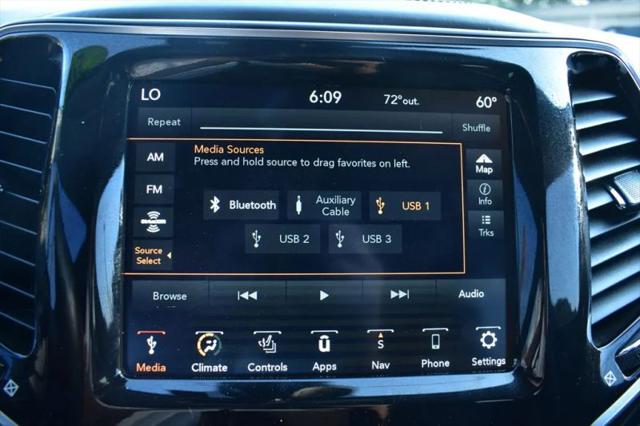 2019 Jeep Cherokee Overland 4x4