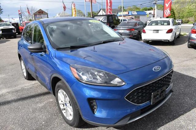 2022 Ford Escape SE Hybrid for sale in Patchogue, NY