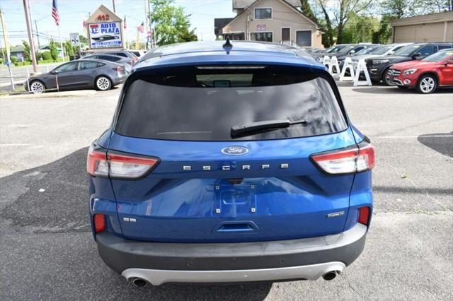 2022 Ford Escape SE Hybrid