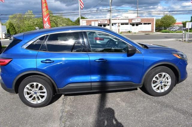 2022 Ford Escape SE Hybrid