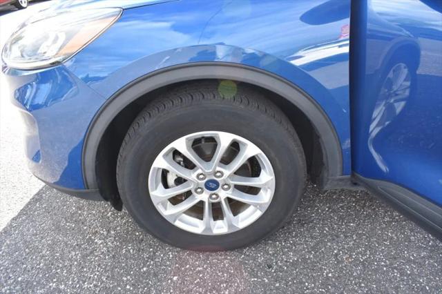 2022 Ford Escape SE Hybrid