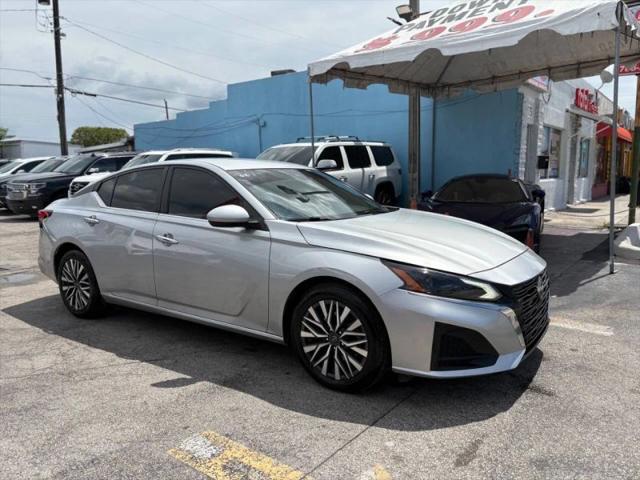 2023 Nissan Altima SV FWD