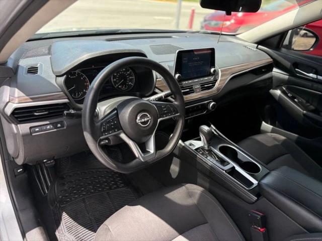 2023 Nissan Altima SV FWD