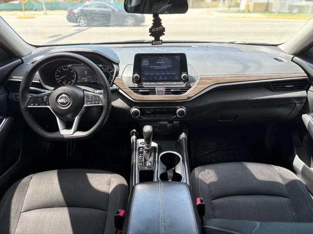 2023 Nissan Altima SV FWD