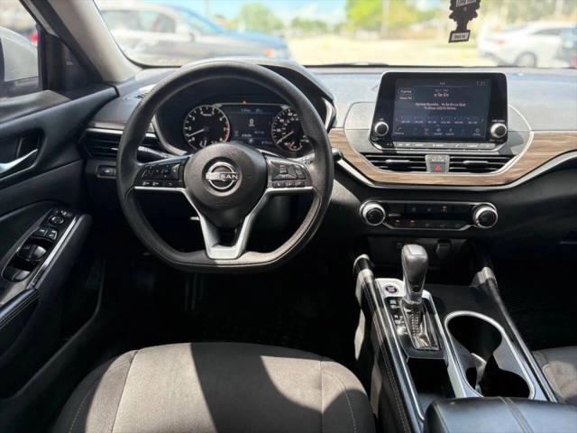 2023 Nissan Altima SV FWD