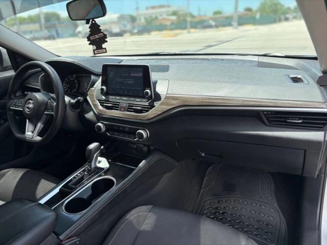 2023 Nissan Altima SV FWD