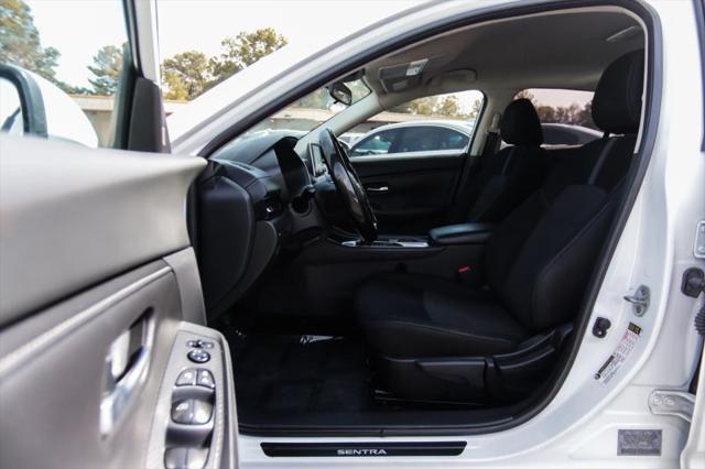 2022 Nissan Sentra SV Xtronic CVT
