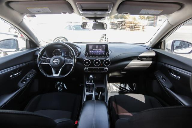 2022 Nissan Sentra SV Xtronic CVT