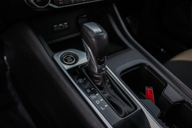2022 Nissan Sentra SV Xtronic CVT