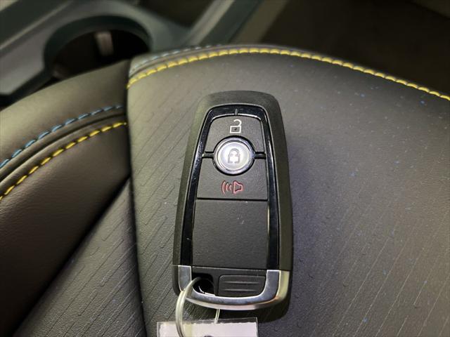 2025 Ford Maverick Lobo Standard