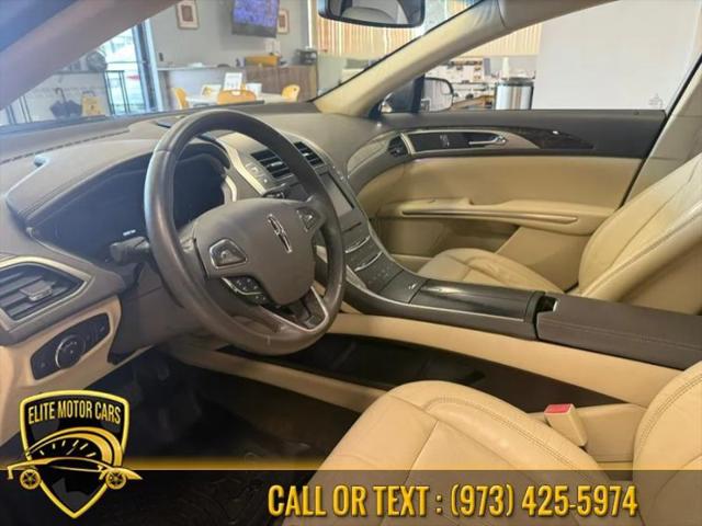 2015 Lincoln MKZ Base