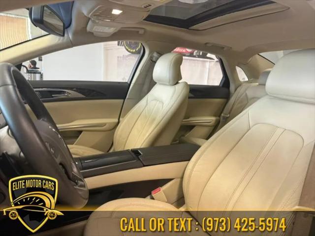 2015 Lincoln MKZ Base