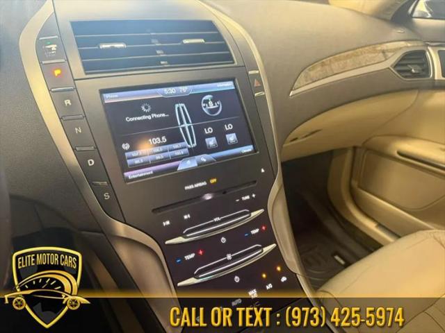 2015 Lincoln MKZ Base