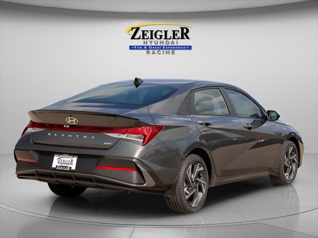 2025 Hyundai Elantra Hybrid SEL Sport
