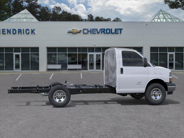 2025 Chevrolet Express Cutaway Work Van